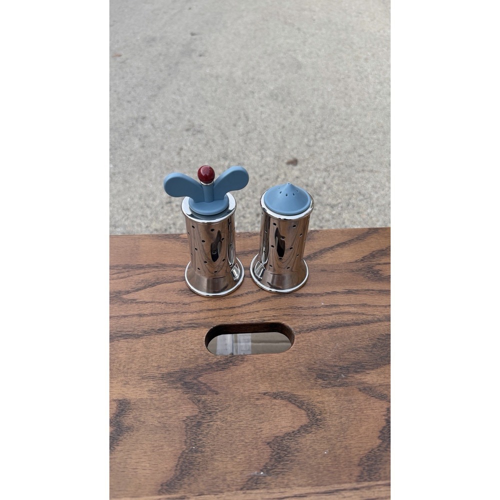 Alessi Salt Pepper Shaker Set Blue Tops INOX 18/10 Italy Stainless Steel - Picture 4 of 8